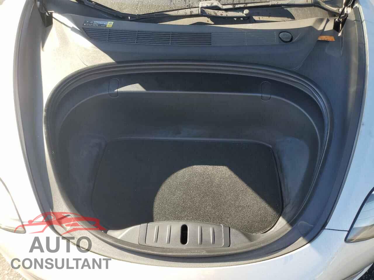 TESLA MODEL 3 2018 - 5YJ3E1EA3JF077289