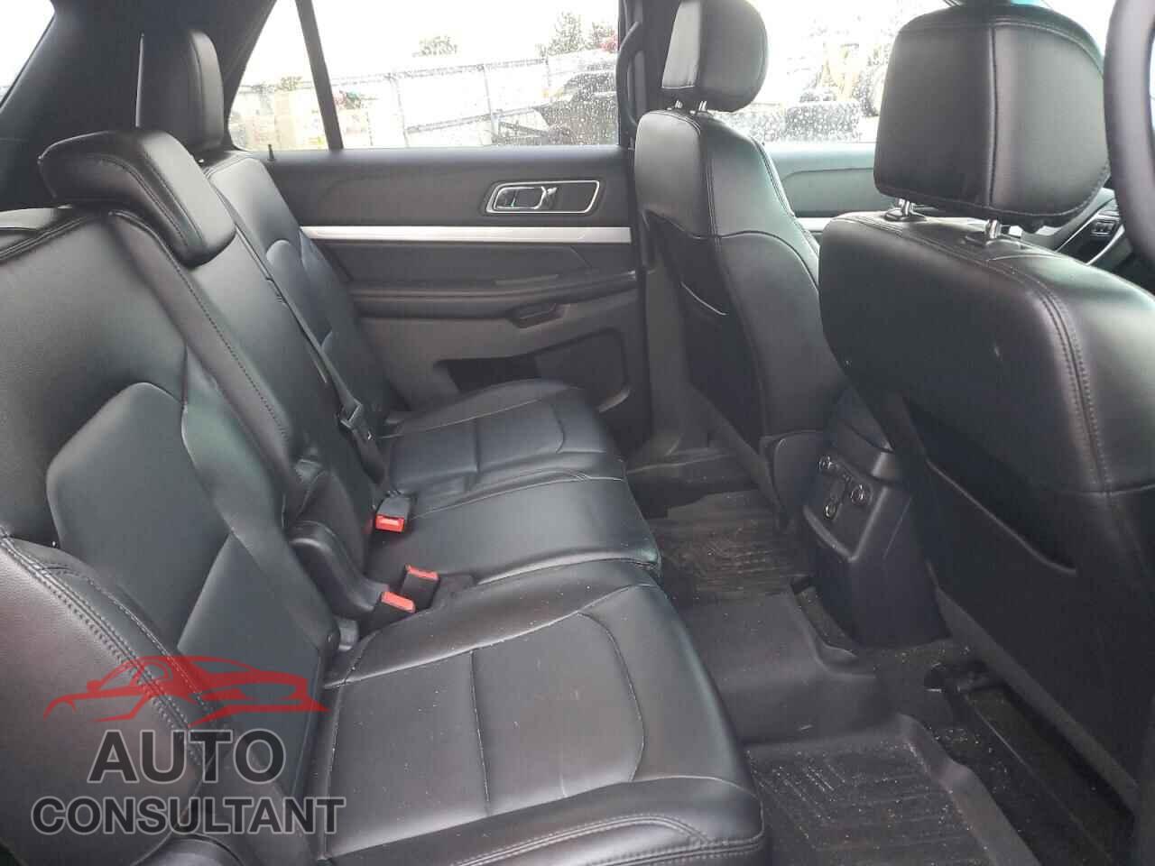 FORD EXPLORER 2017 - 1FM5K8D88HGA41764