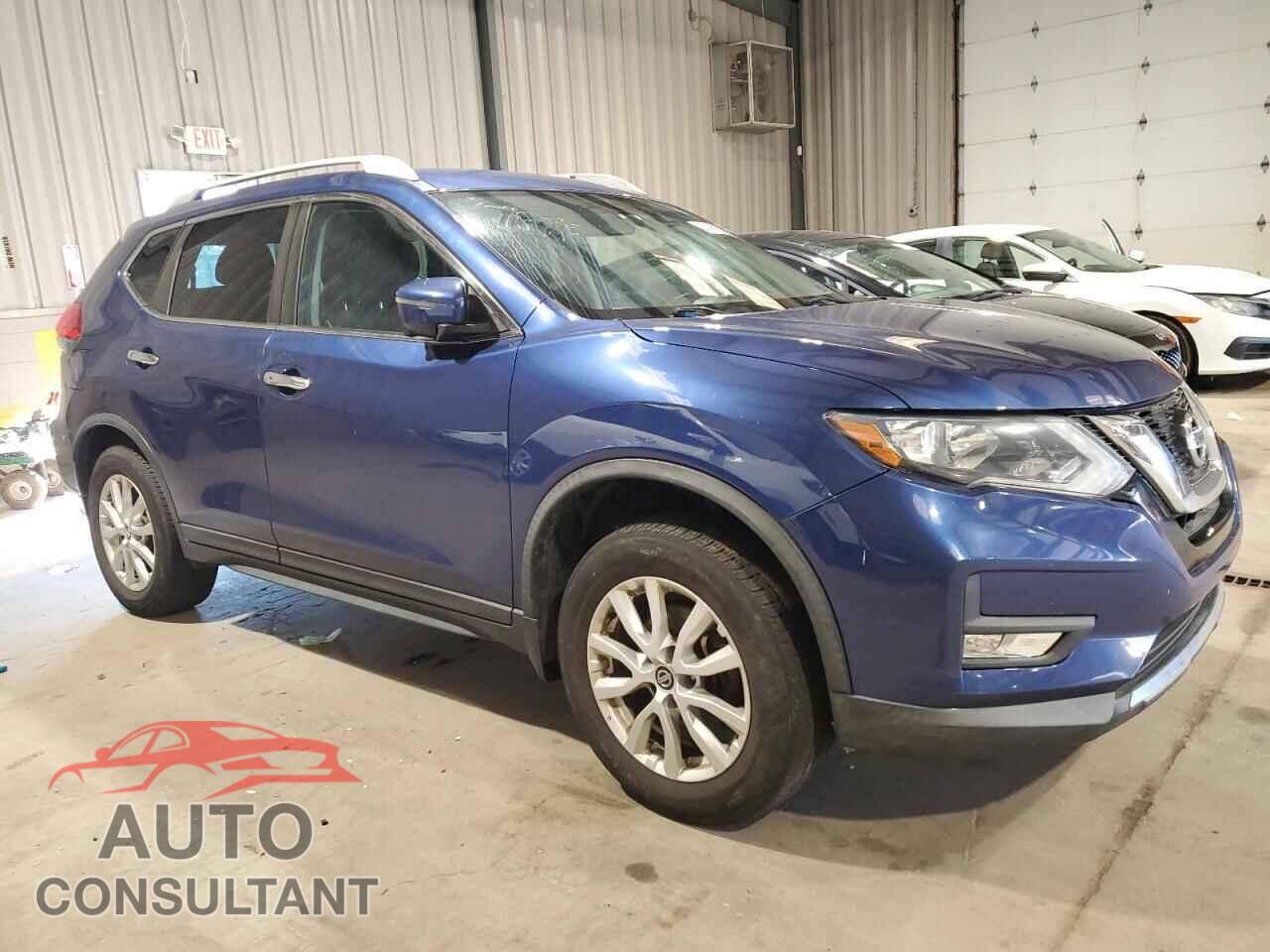 NISSAN ROGUE 2017 - KNMAT2MV7HP517876
