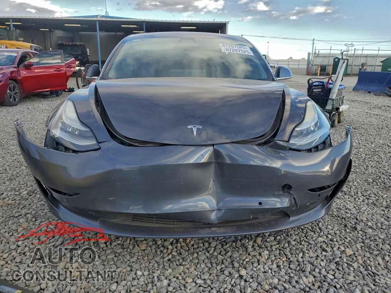 TESLA MODEL 3 2018 - 5YJ3E1EA0JF007832