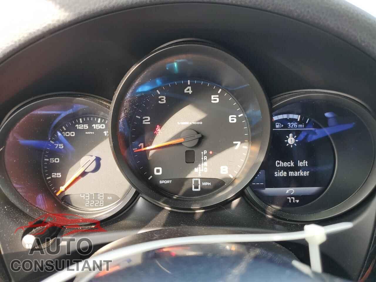PORSCHE MACAN 2018 - WP1AA2A57JLB04622
