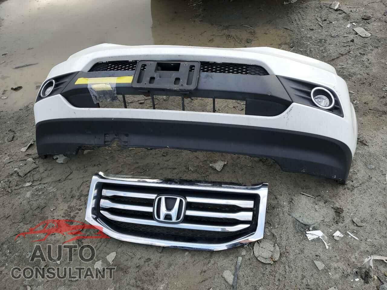 HONDA PILOT 2013 - 5FNYF4H58DB026409