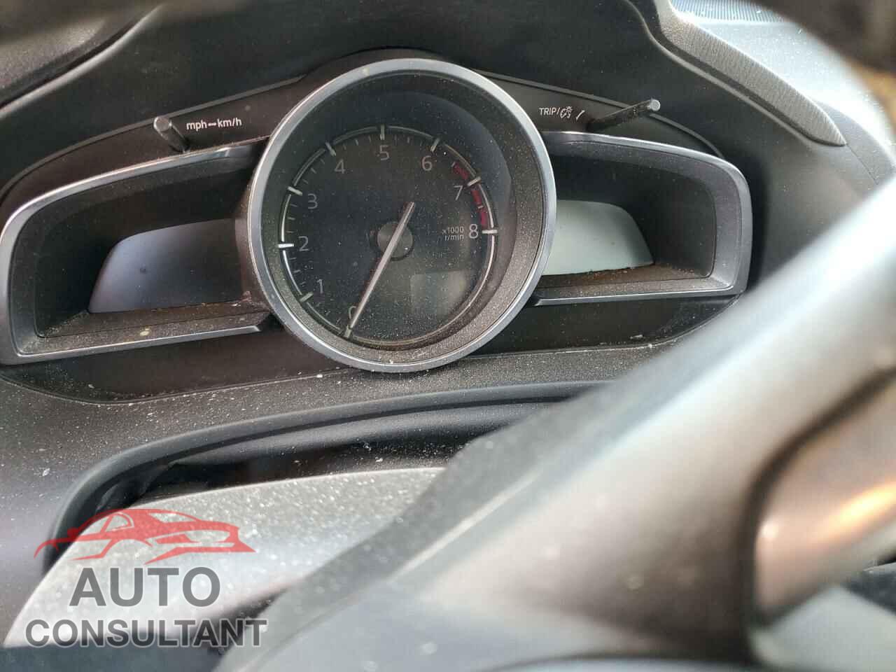 MAZDA 3 2018 - 3MZBN1W33JM247316