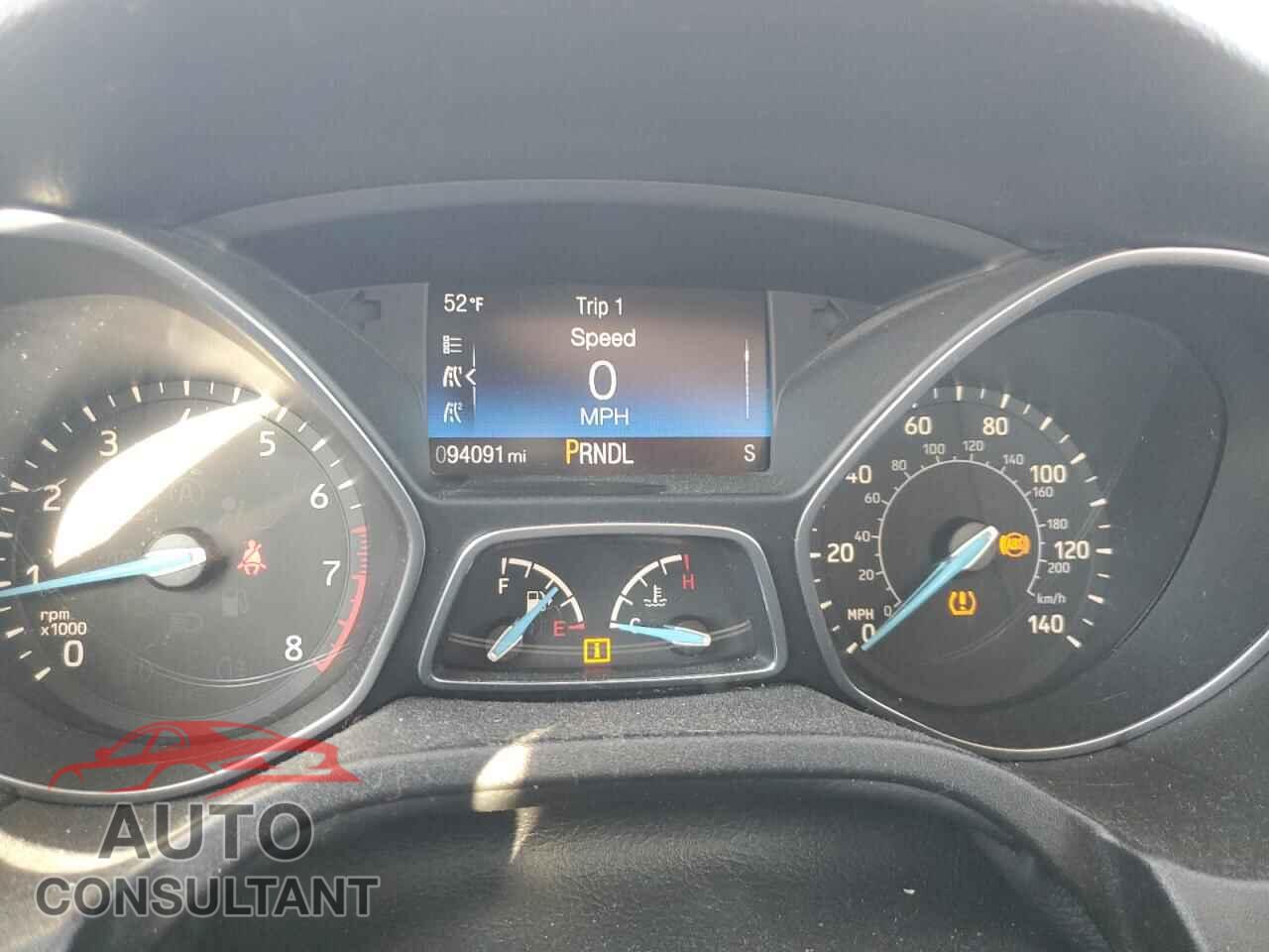 FORD FOCUS 2017 - 1FADP3F28HL224334