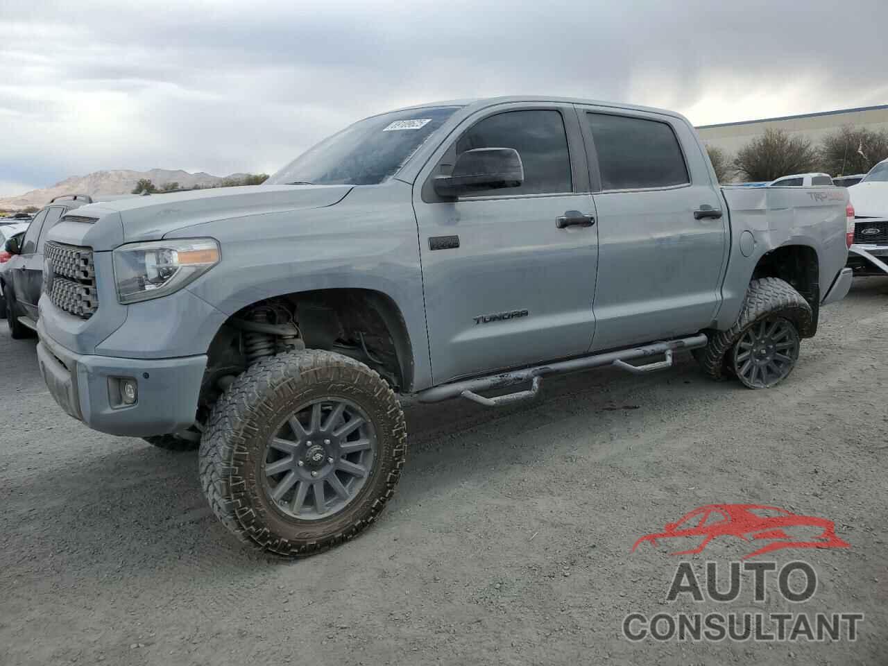 TOYOTA TUNDRA 2018 - 5TFDY5F10JX733293
