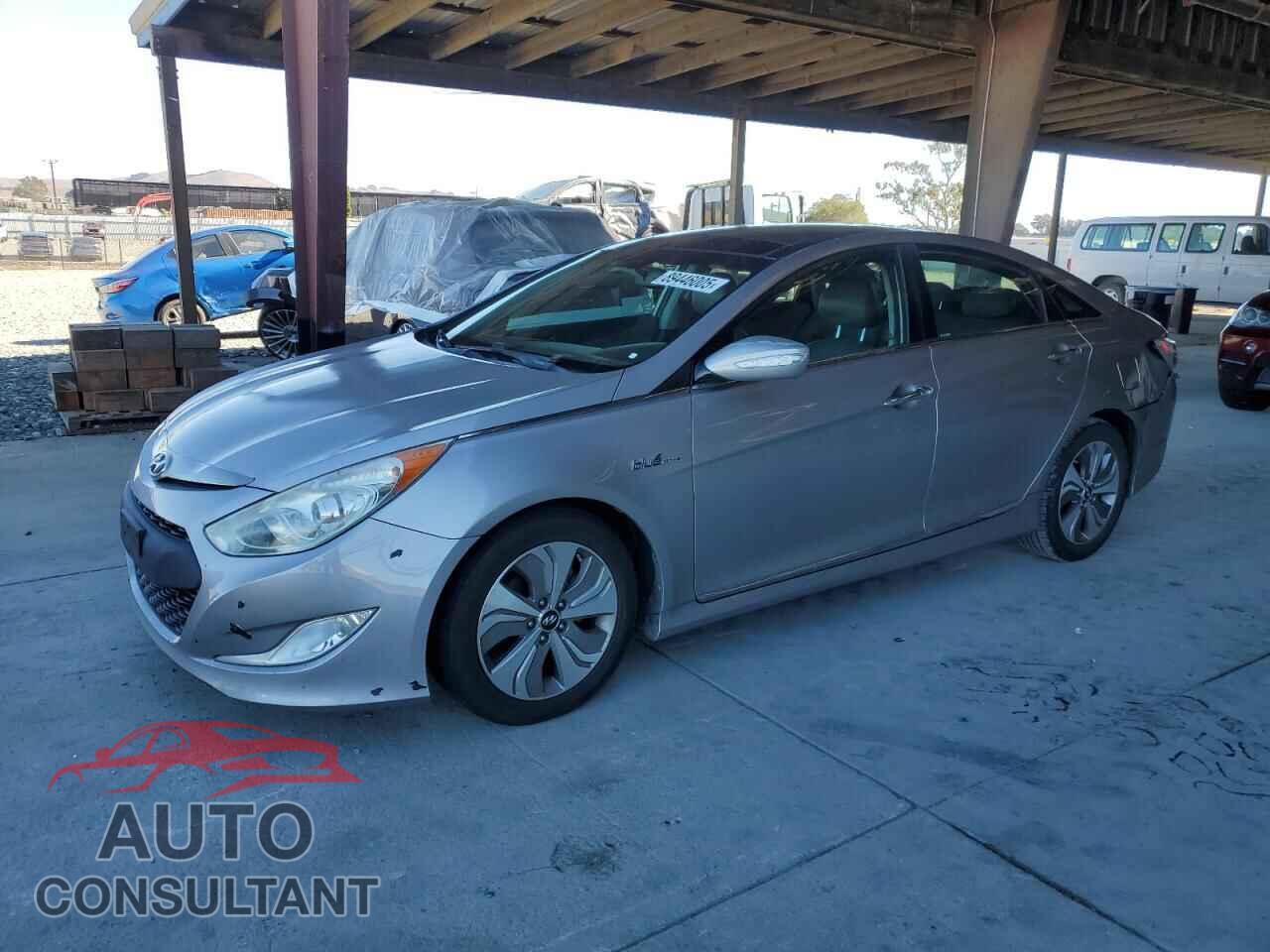 HYUNDAI SONATA 2013 - KMHEC4A49DA071604