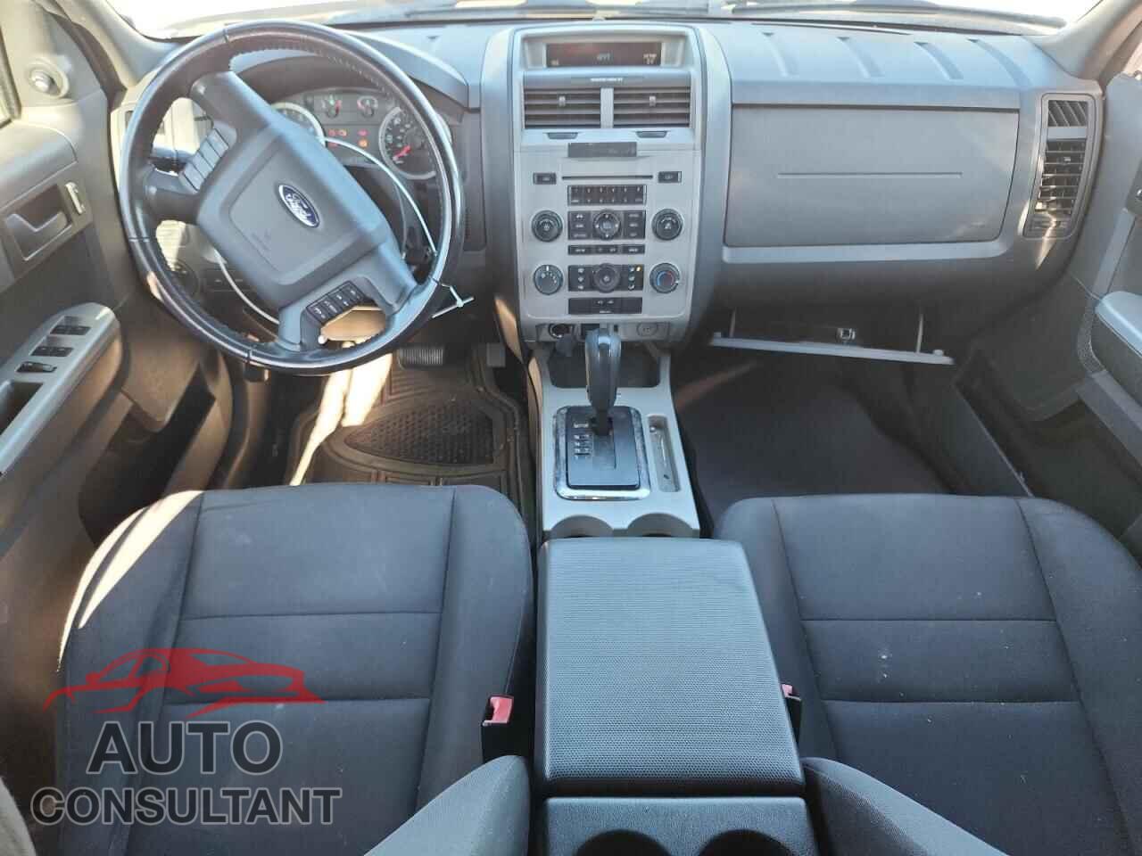 FORD ESCAPE 2012 - 1FMCU9DG8CKA48069