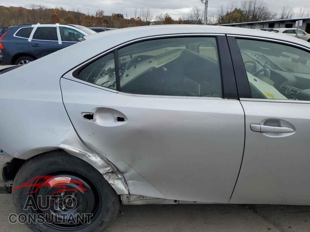LEXUS IS 2015 - JTHCE1D29F5006325