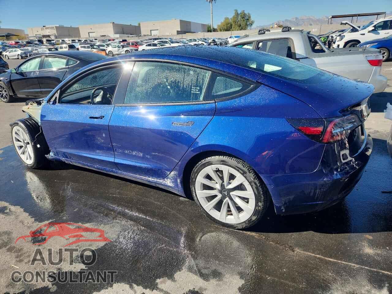 TESLA MODEL 3 2022 - 5YJ3E1EA9NF370118