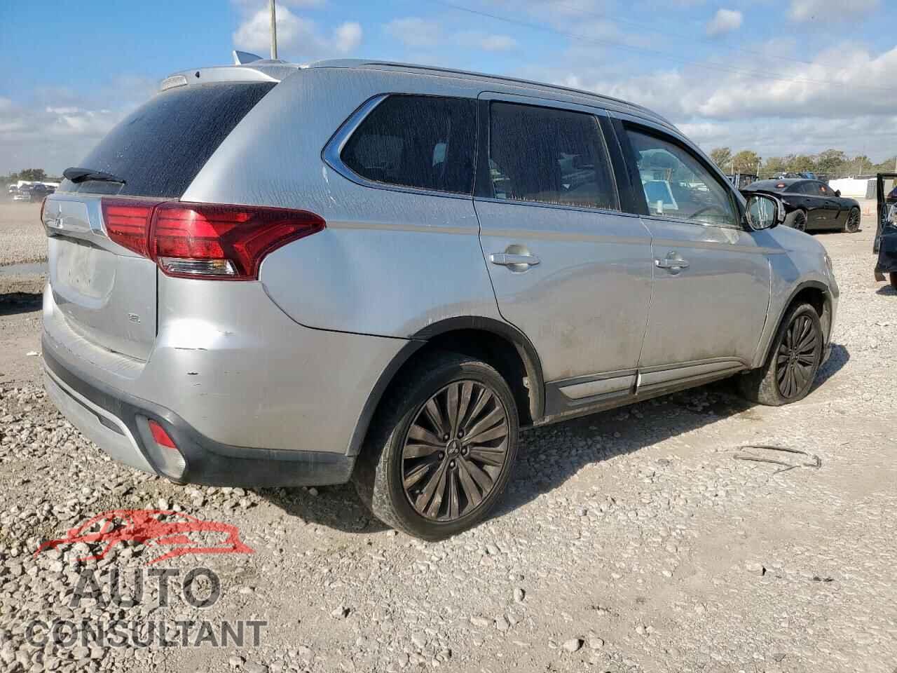 MITSUBISHI OUTLANDER 2020 - JA4AD3A34LZ042877