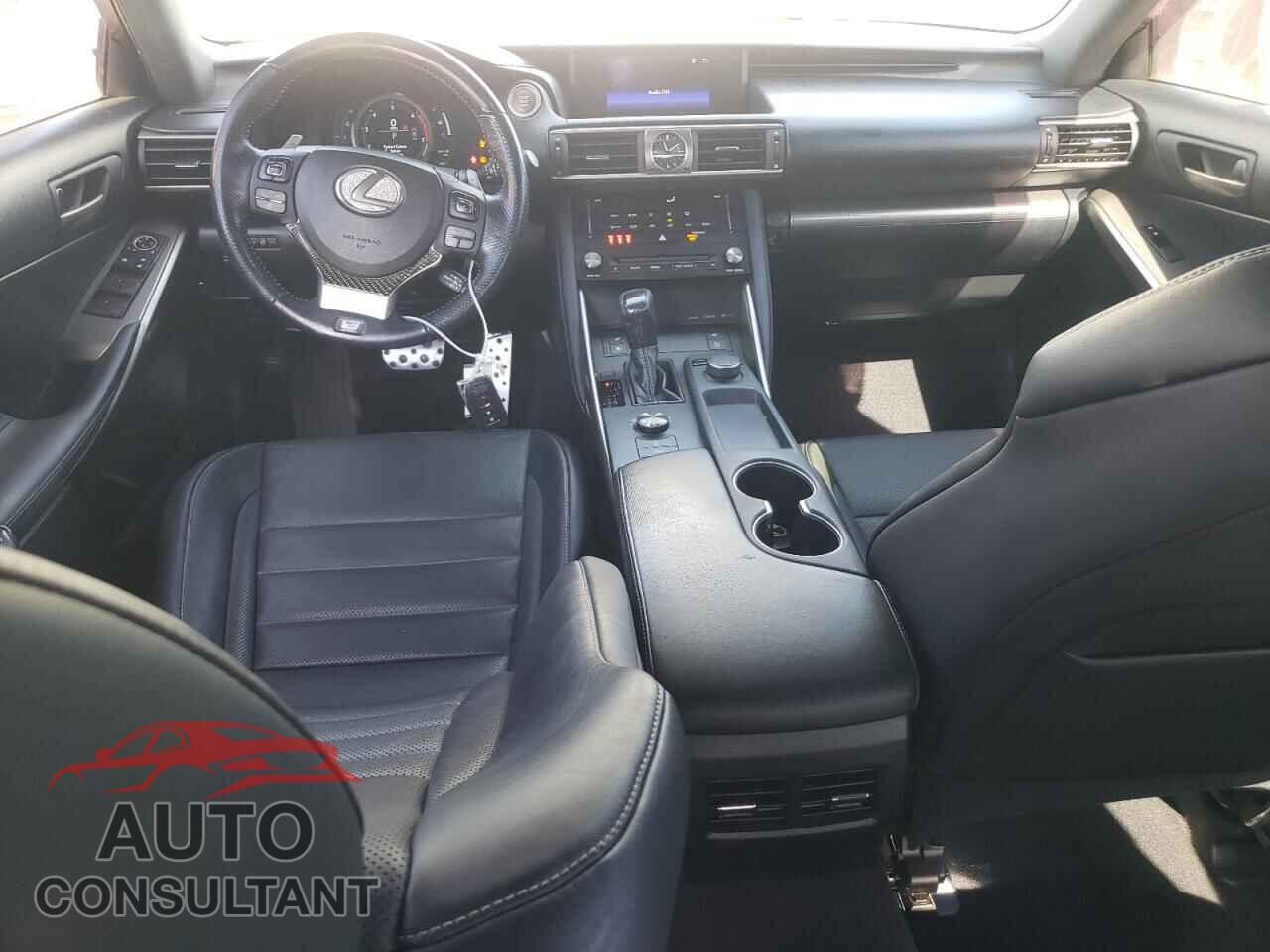 LEXUS IS 2017 - JTHBA1D20H5056895