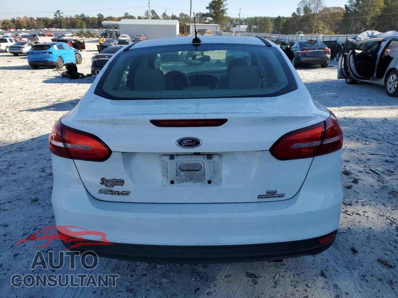 FORD FOCUS 2016 - 1FADP3F25GL228498