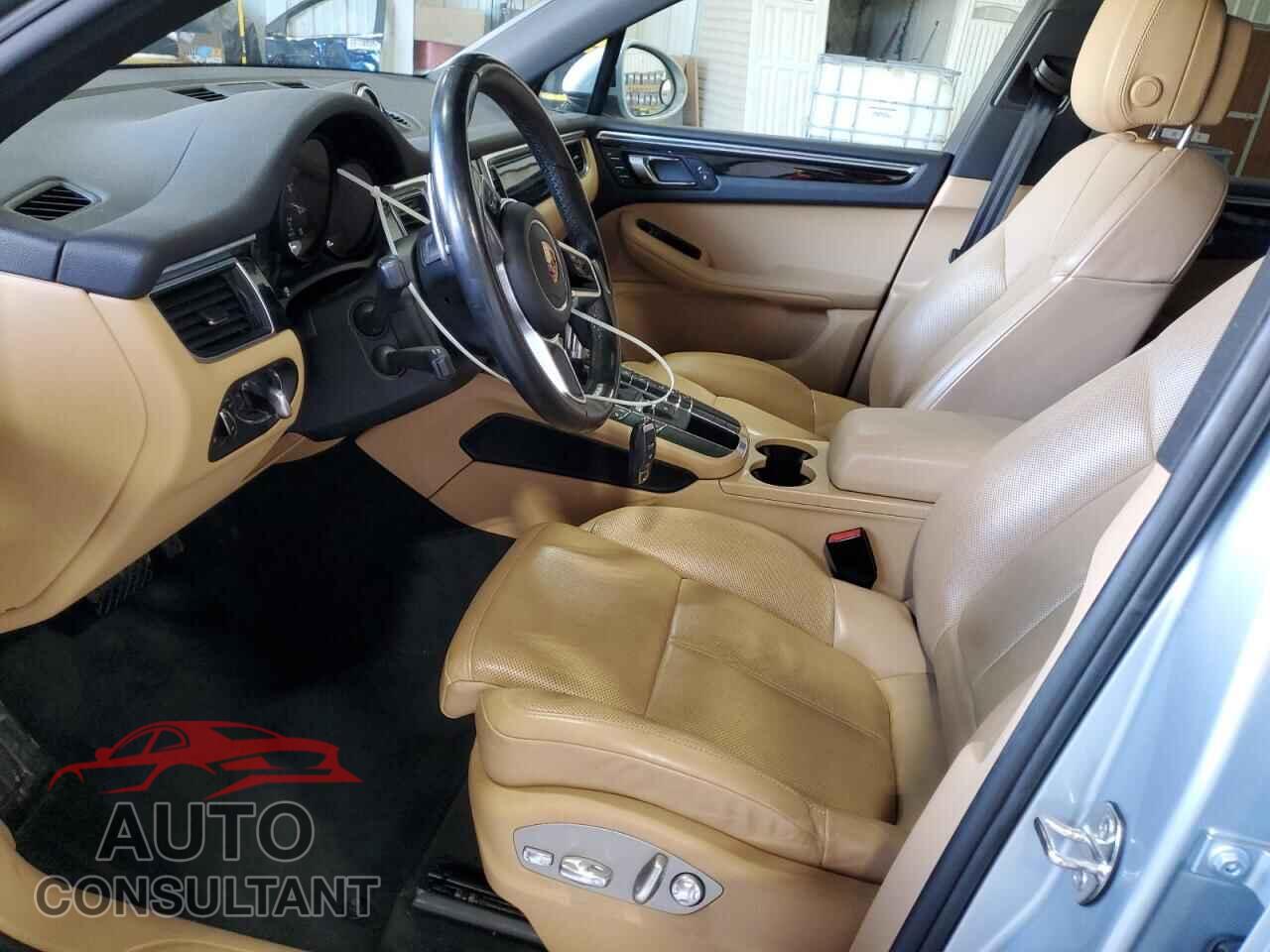 PORSCHE MACAN 2017 - WP1AA2A52HLB05526