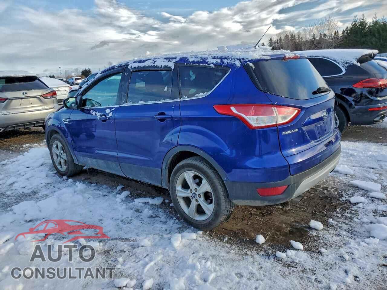FORD ESCAPE 2015 - 1FMCU9GX7FUC47151