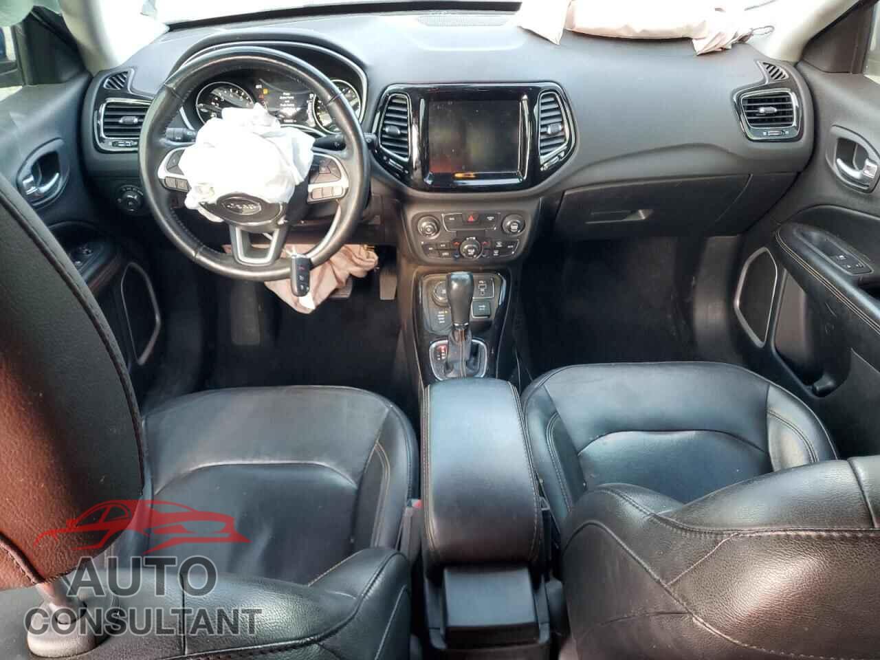JEEP COMPASS 2019 - 3C4NJDCBXKT753208