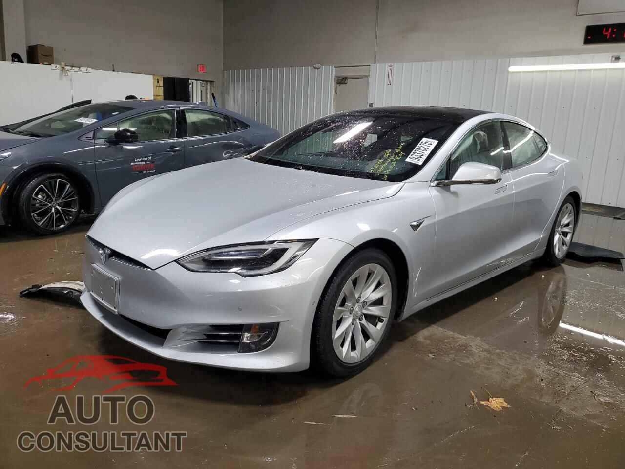TESLA MODEL S 2017 - 5YJSA1E20HF218247