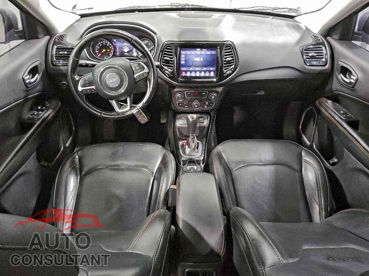 JEEP COMPASS 2020 - 3C4NJCCB4LT125527