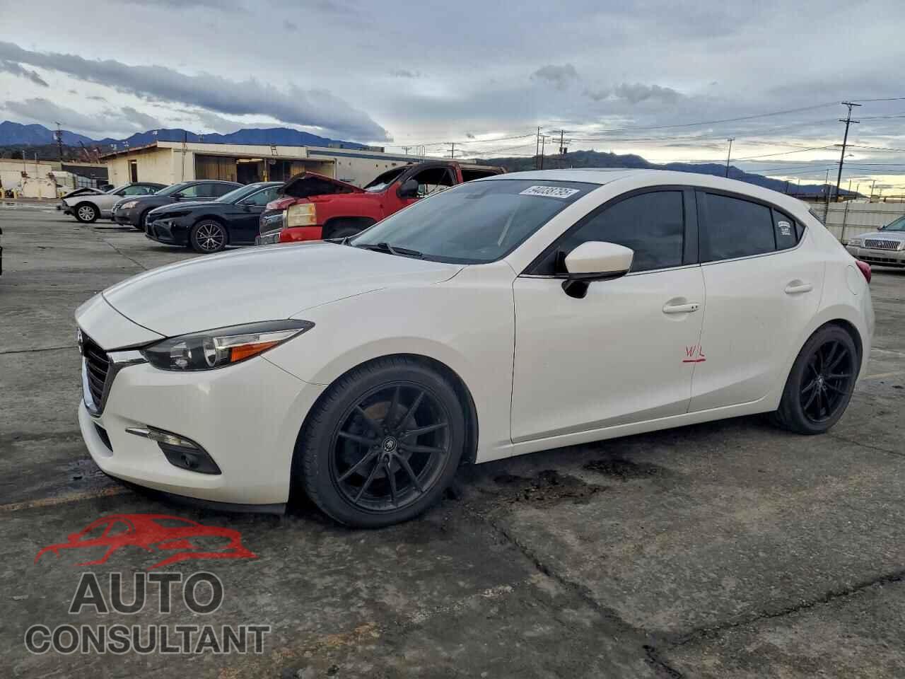 MAZDA 3 2017 - 3MZBN1M36HM150673