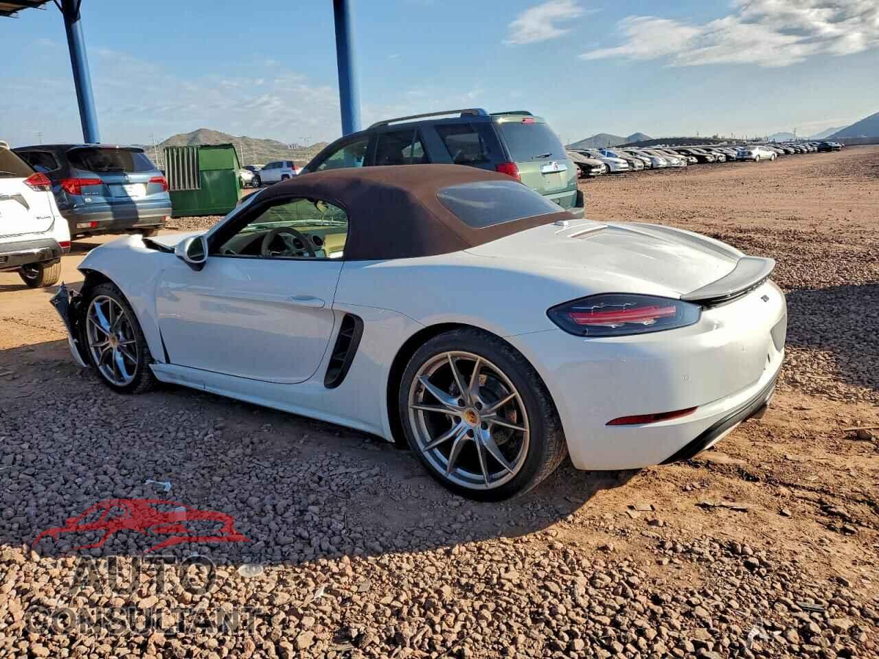 PORSCHE BOXSTER 2017 - WP0CA2A87HS220200