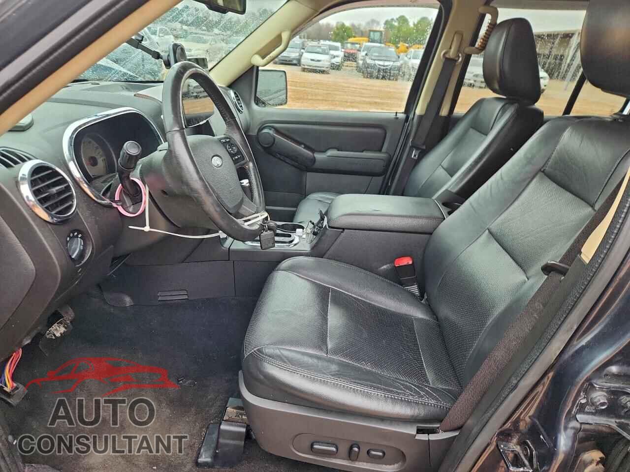 FORD EXPLORER 2010 - 1FMEU7FEXAUA46527