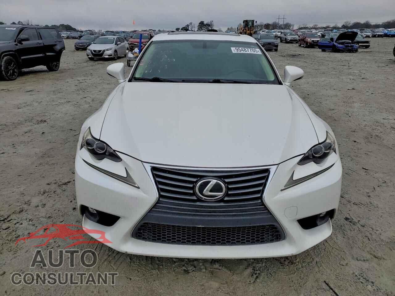 LEXUS IS 2015 - JTHCF1D22F5029541
