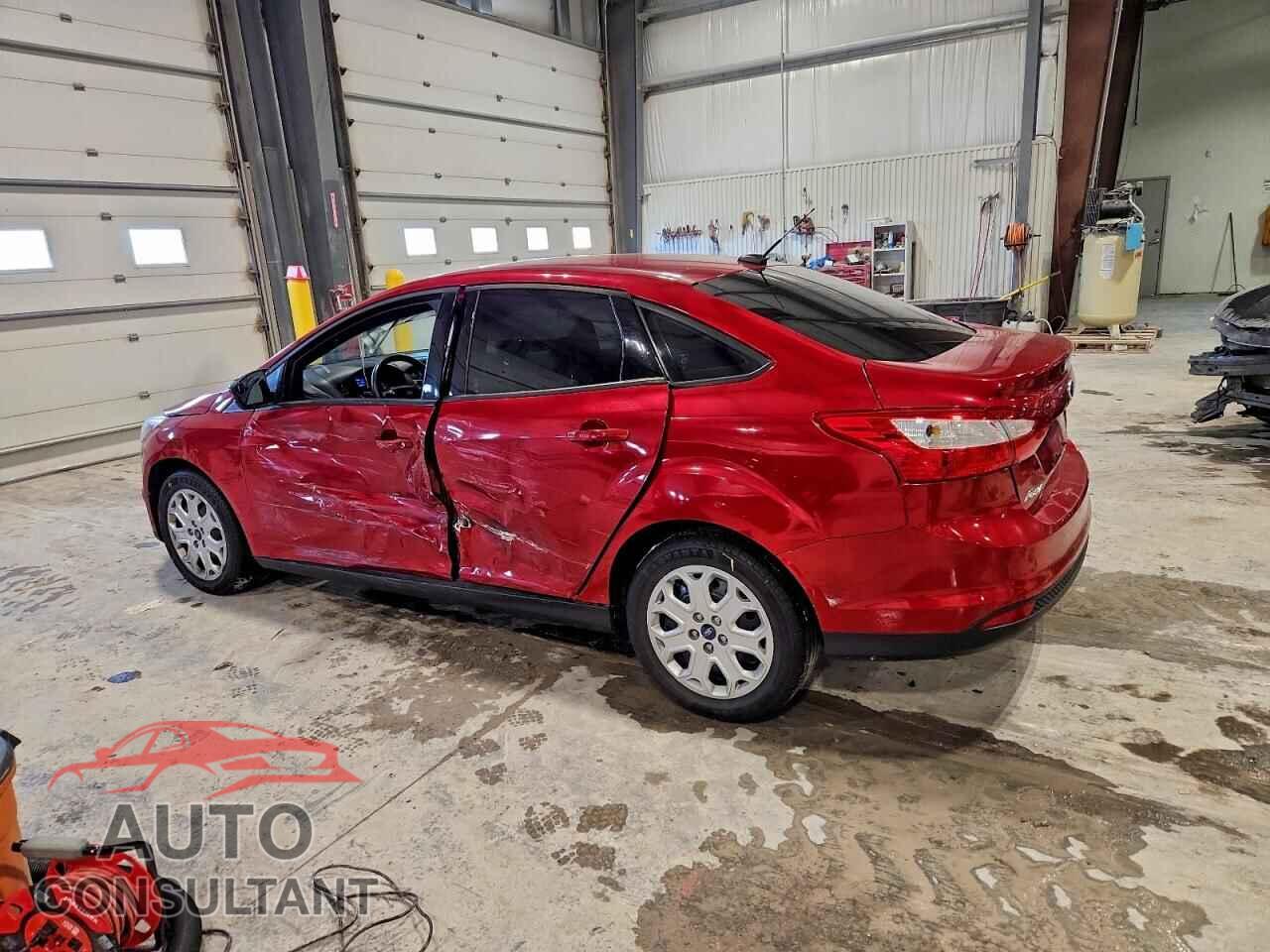 FORD FOCUS 2012 - 1FAHP3F21CL284630
