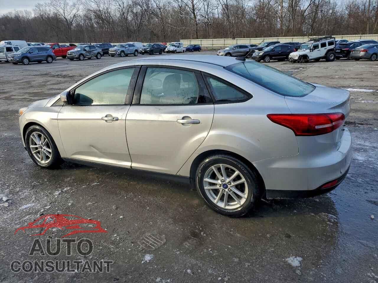 FORD FOCUS 2015 - 1FADP3F25FL355587