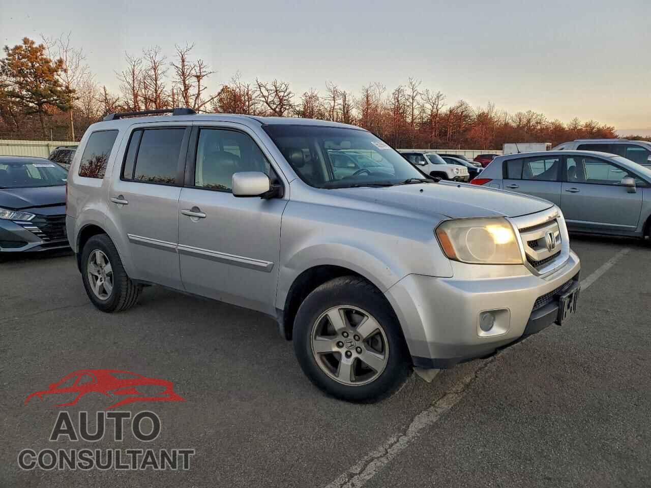 HONDA PILOT 2011 - 5FNYF4H51BB054338