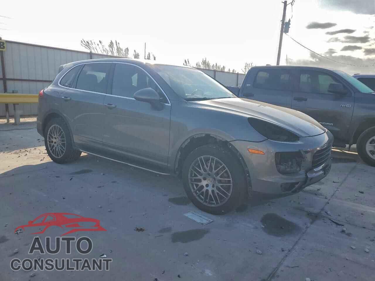 PORSCHE CAYENNE 2017 - WP1AB2A23HLA53732