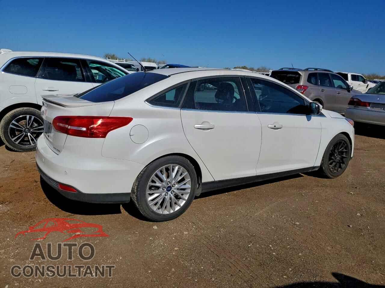 FORD FOCUS 2017 - 1FADP3J20HL284065