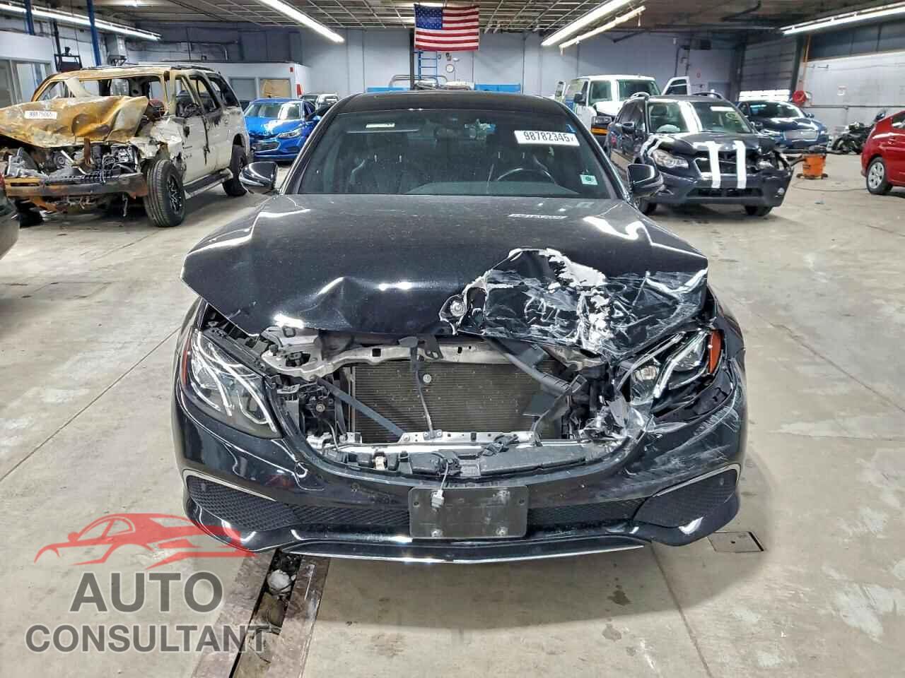 MERCEDES-BENZ E-CLASS 2019 - WDDZF4KB2KA543784