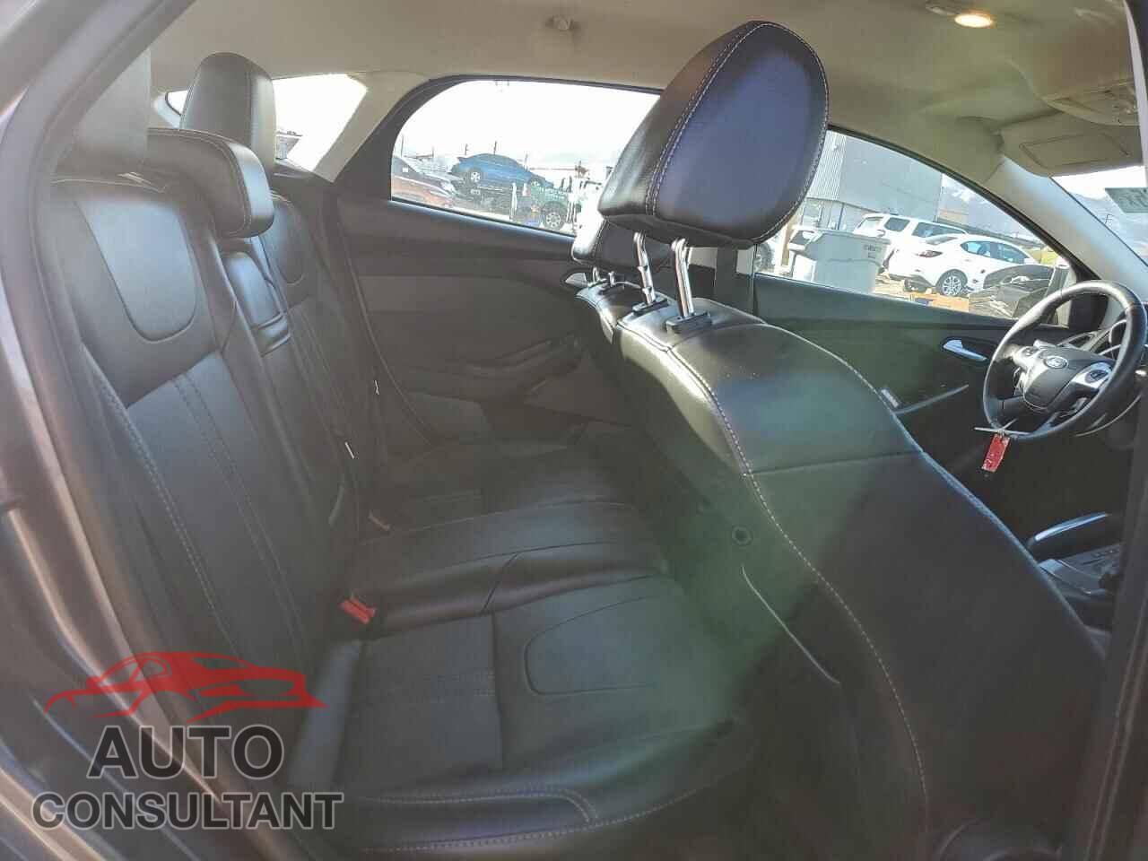 FORD FOCUS 2013 - 1FADP3N22DL241237