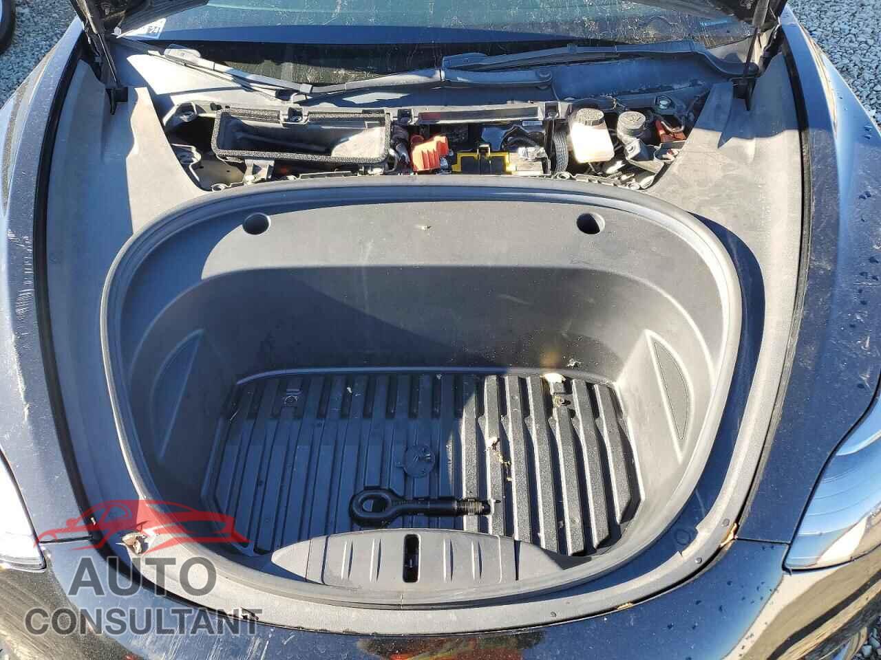 TESLA MODEL 3 2022 - 5YJ3E1EA4NF147792