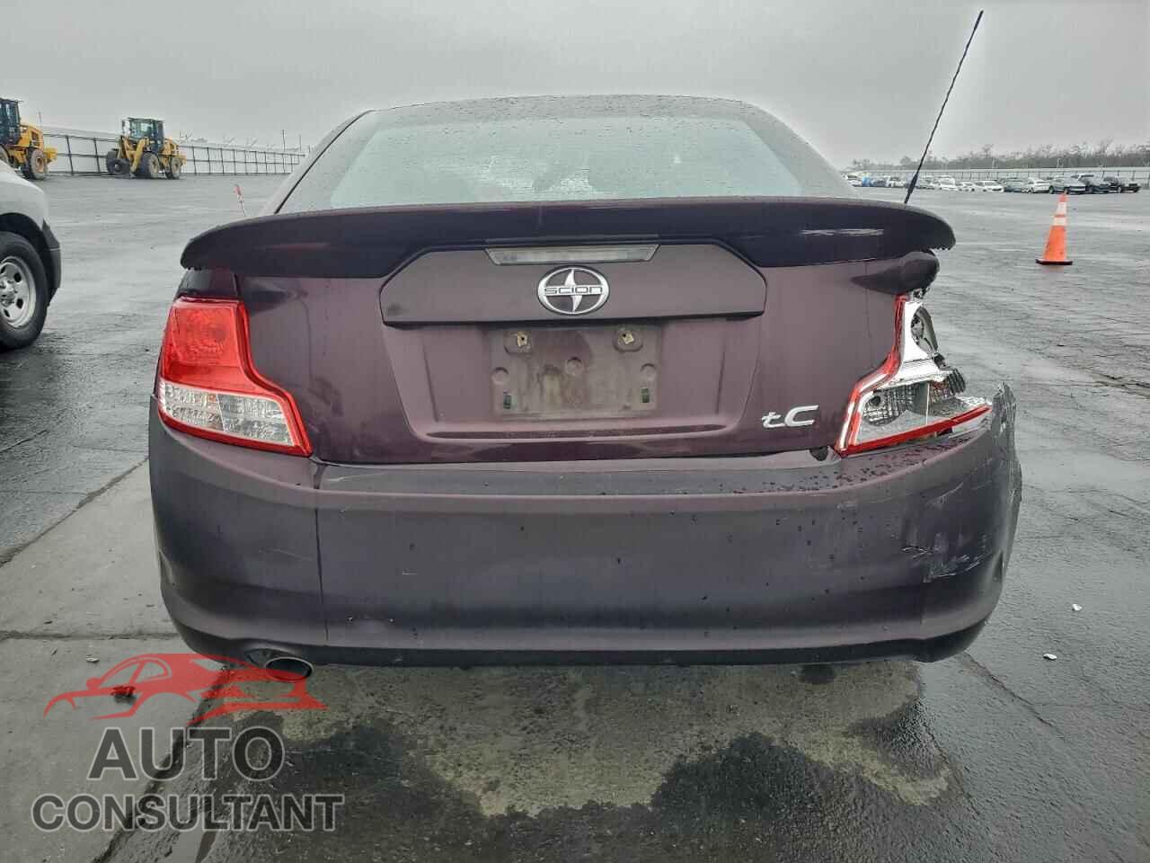 TOYOTA SCION 2012 - JTKJF5C76C3044962