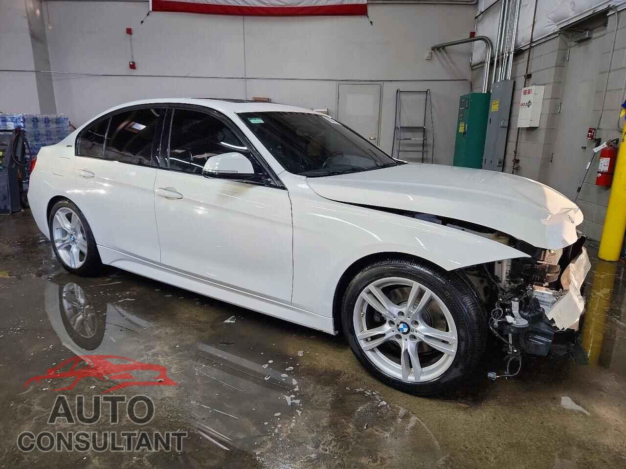 BMW 3 SERIES 2016 - WBA8E1C54GK479732