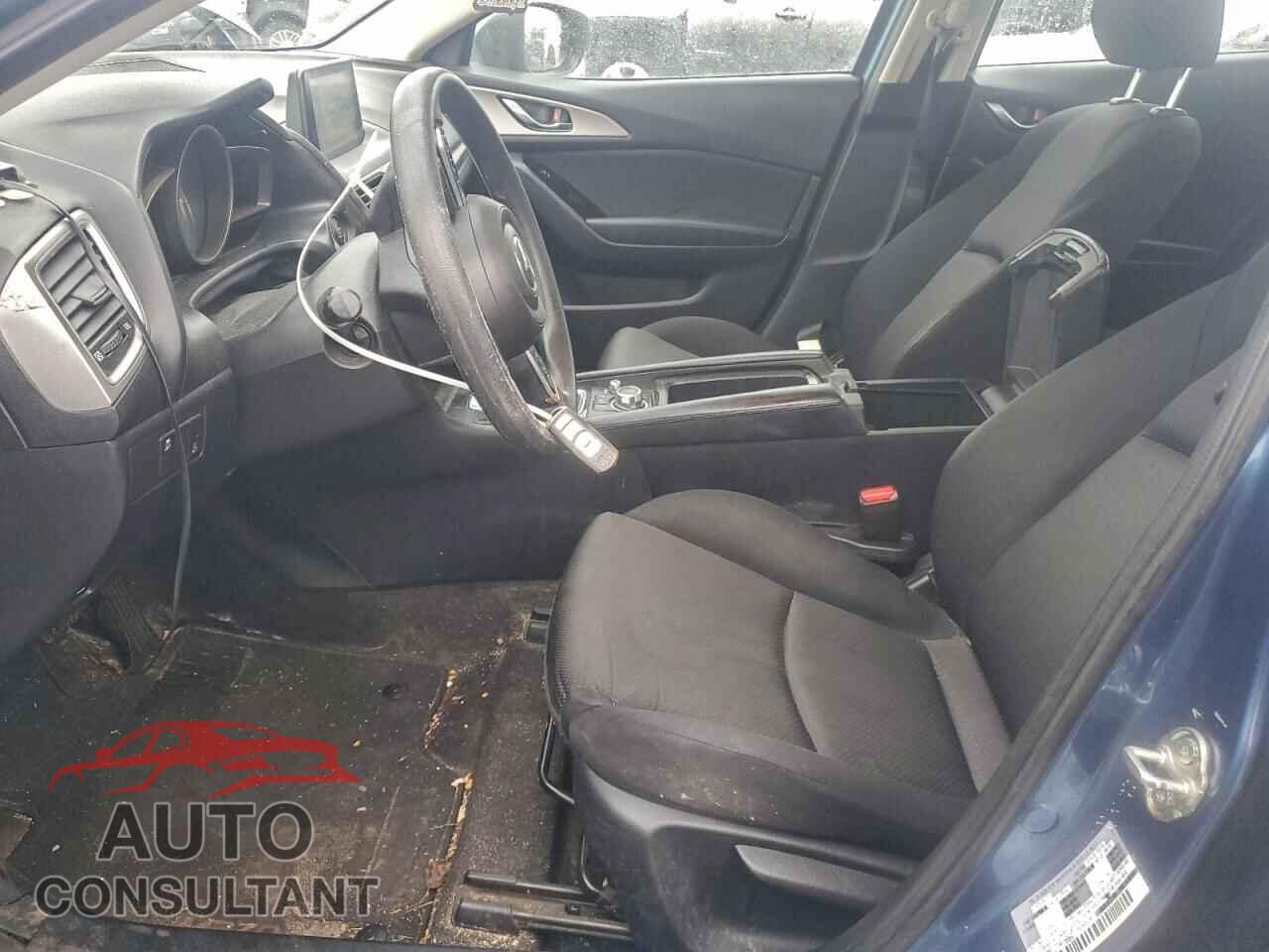MAZDA 3 2017 - 3MZBN1U77HM156680