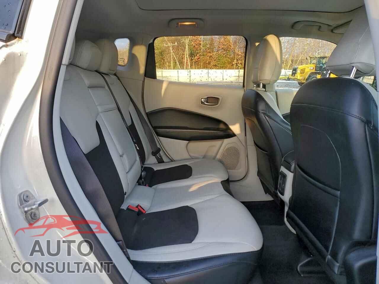 JEEP COMPASS 2017 - 3C4NJDBB8HT620649