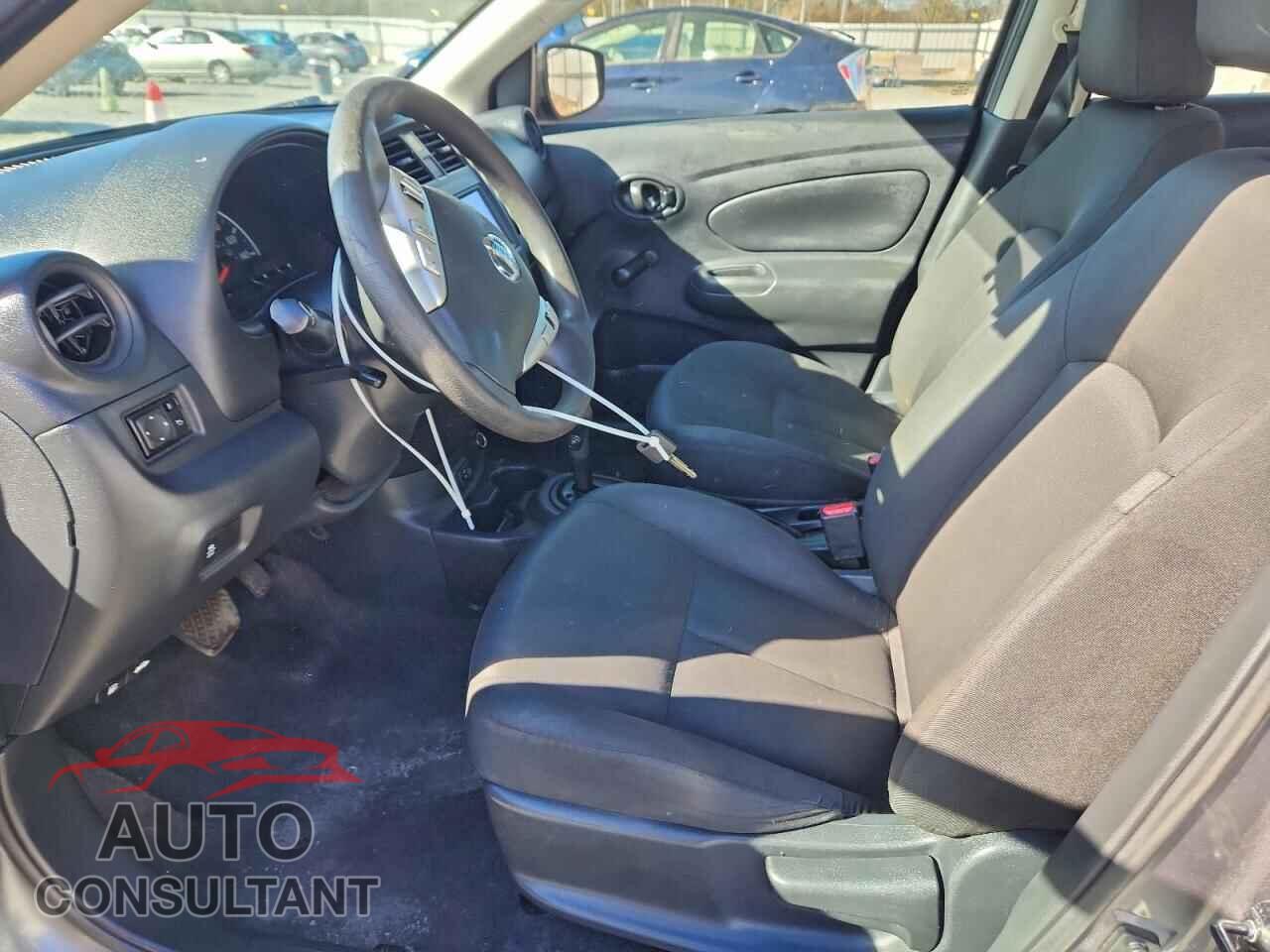 NISSAN VERSA 2019 - 3N1CN7AP3KL873382