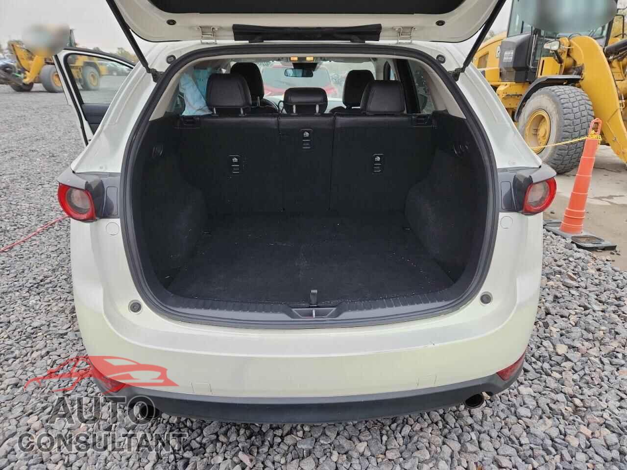 MAZDA CX-5 2017 - JM3KFACL8H0214384