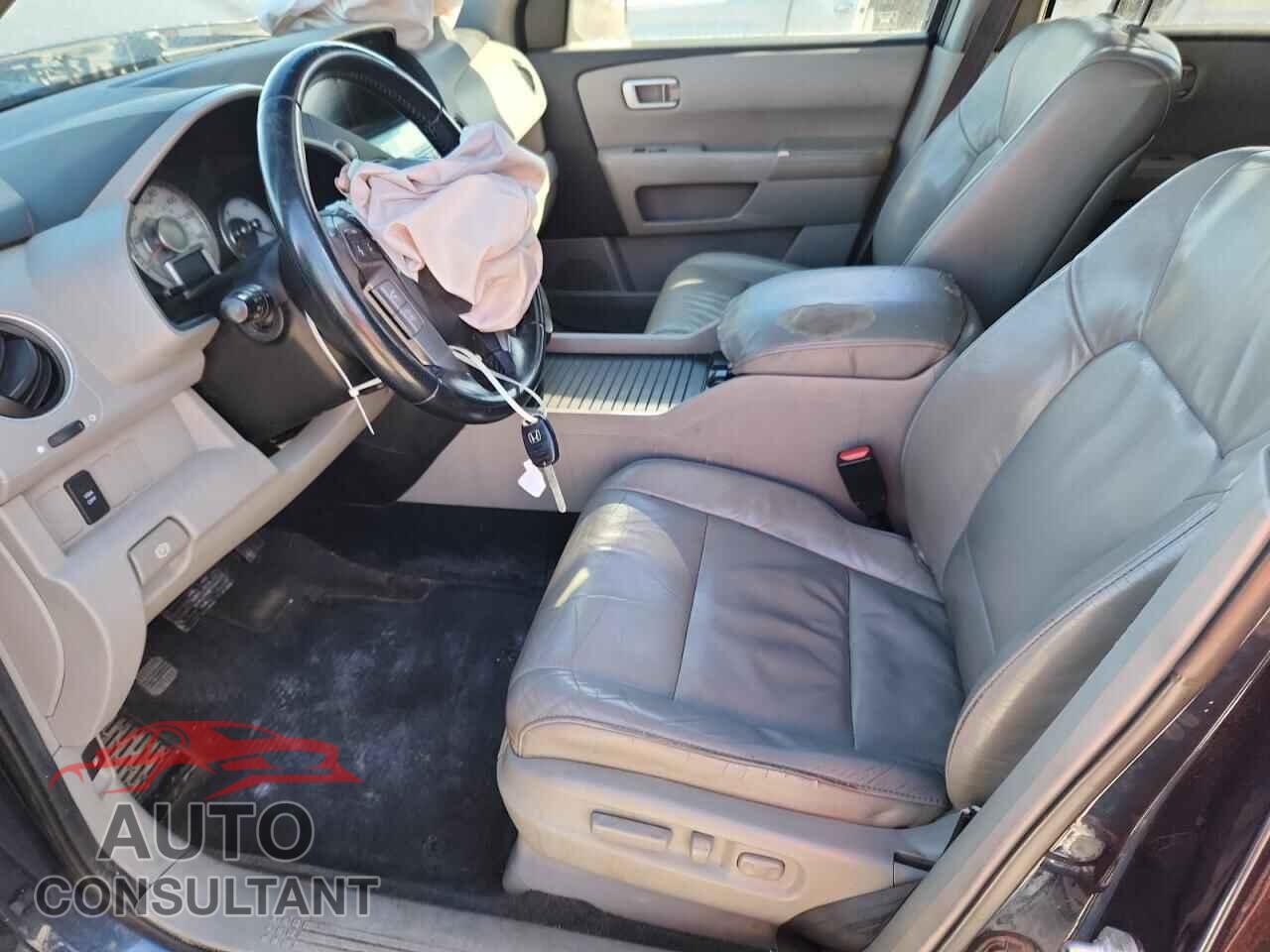 HONDA PILOT 2011 - 5FNYF3H73BB056295