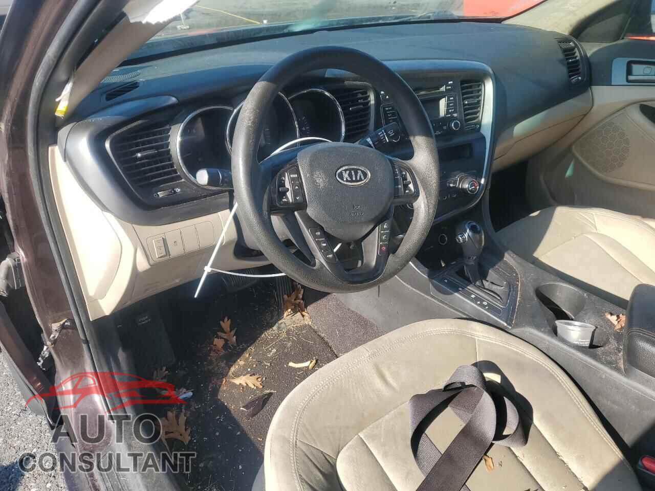 KIA OPTIMA 2011 - KNAGM4A76B5127389
