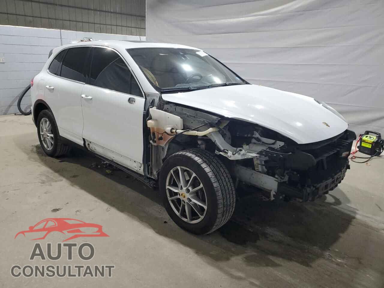 PORSCHE CAYENNE 2016 - WP1AA2A2XGKA08052