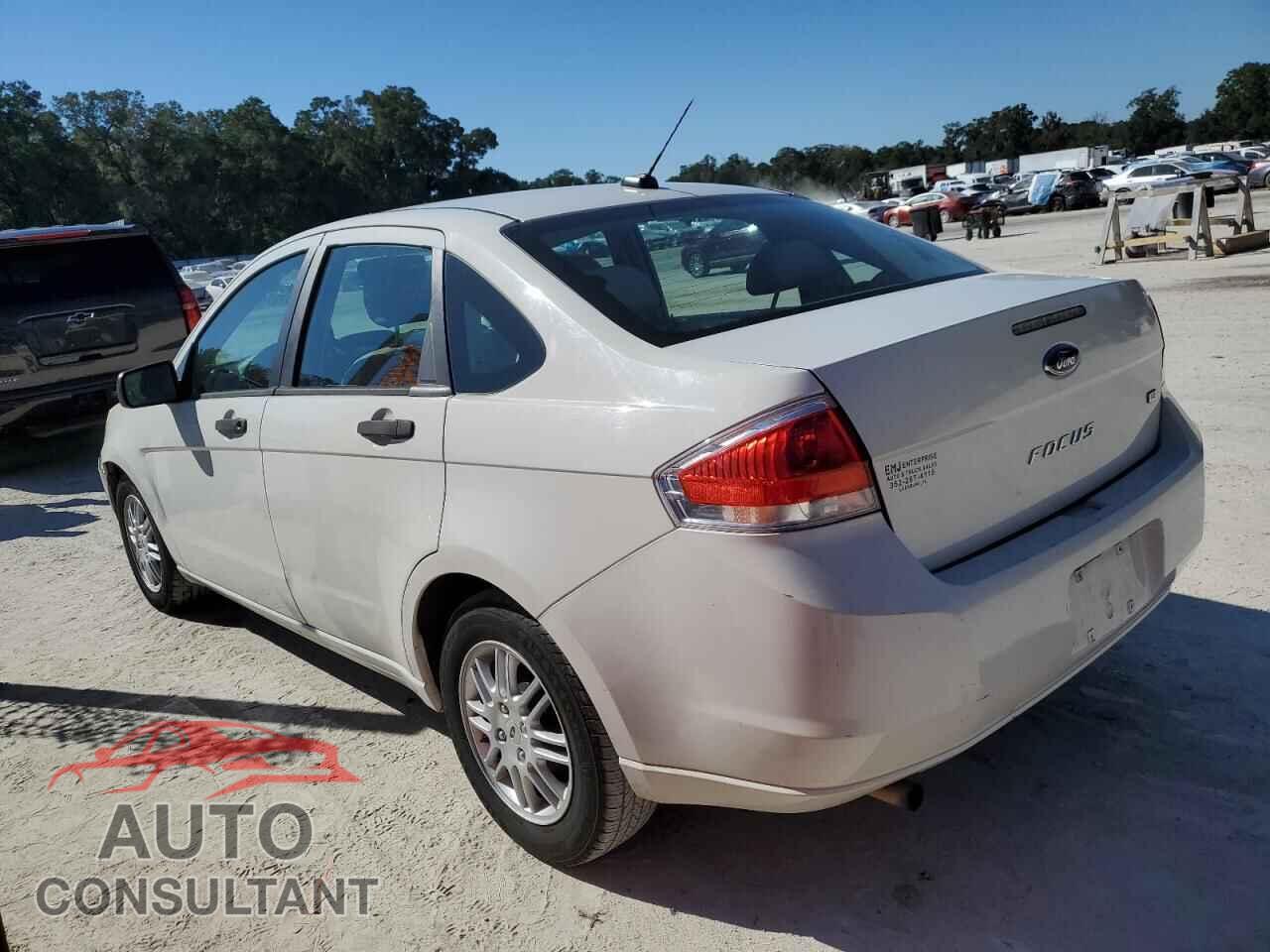 FORD FOCUS 2010 - 1FAHP3FN2AW225513