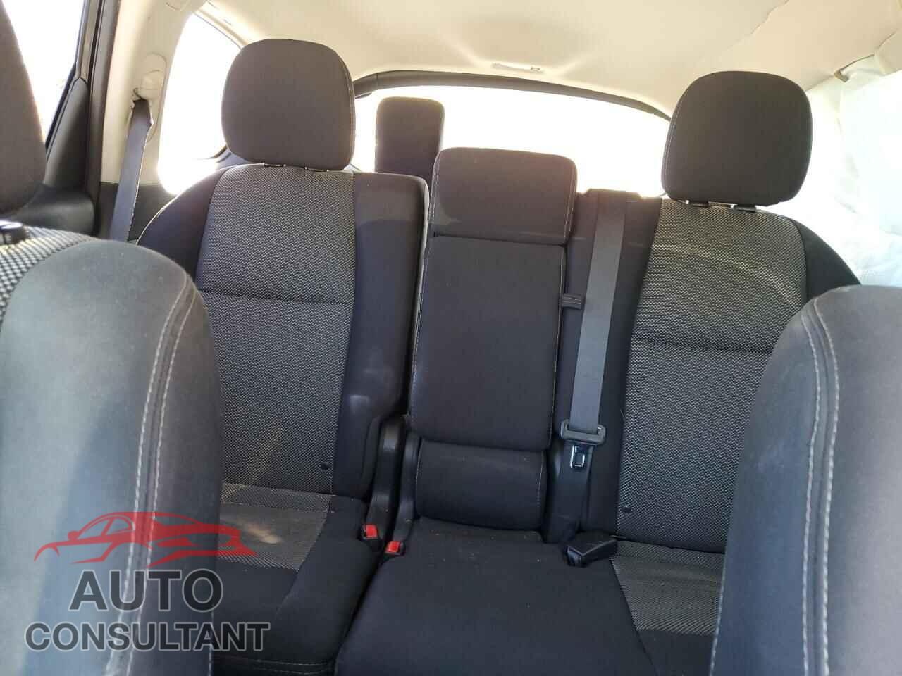 NISSAN PATHFINDER 2017 - 5N1DR2MN2HC661527