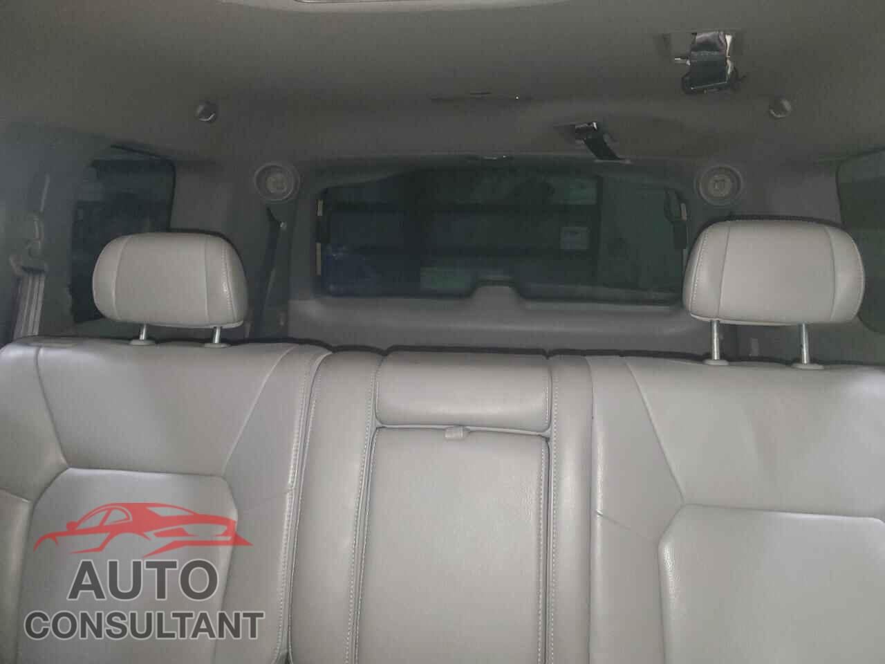 HONDA PILOT 2011 - 5FNYF4H65BB009752