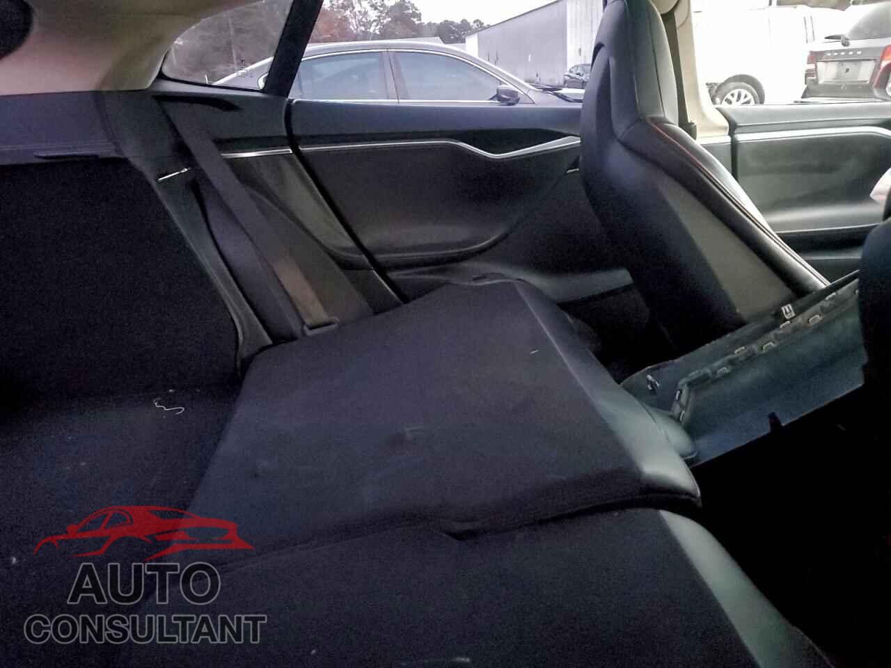 TESLA MODEL S 2013 - 5YJSA1CP6DFP18311