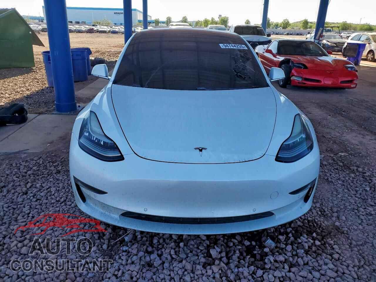 TESLA MODEL 3 2018 - 5YJ3E1EA1JF053573