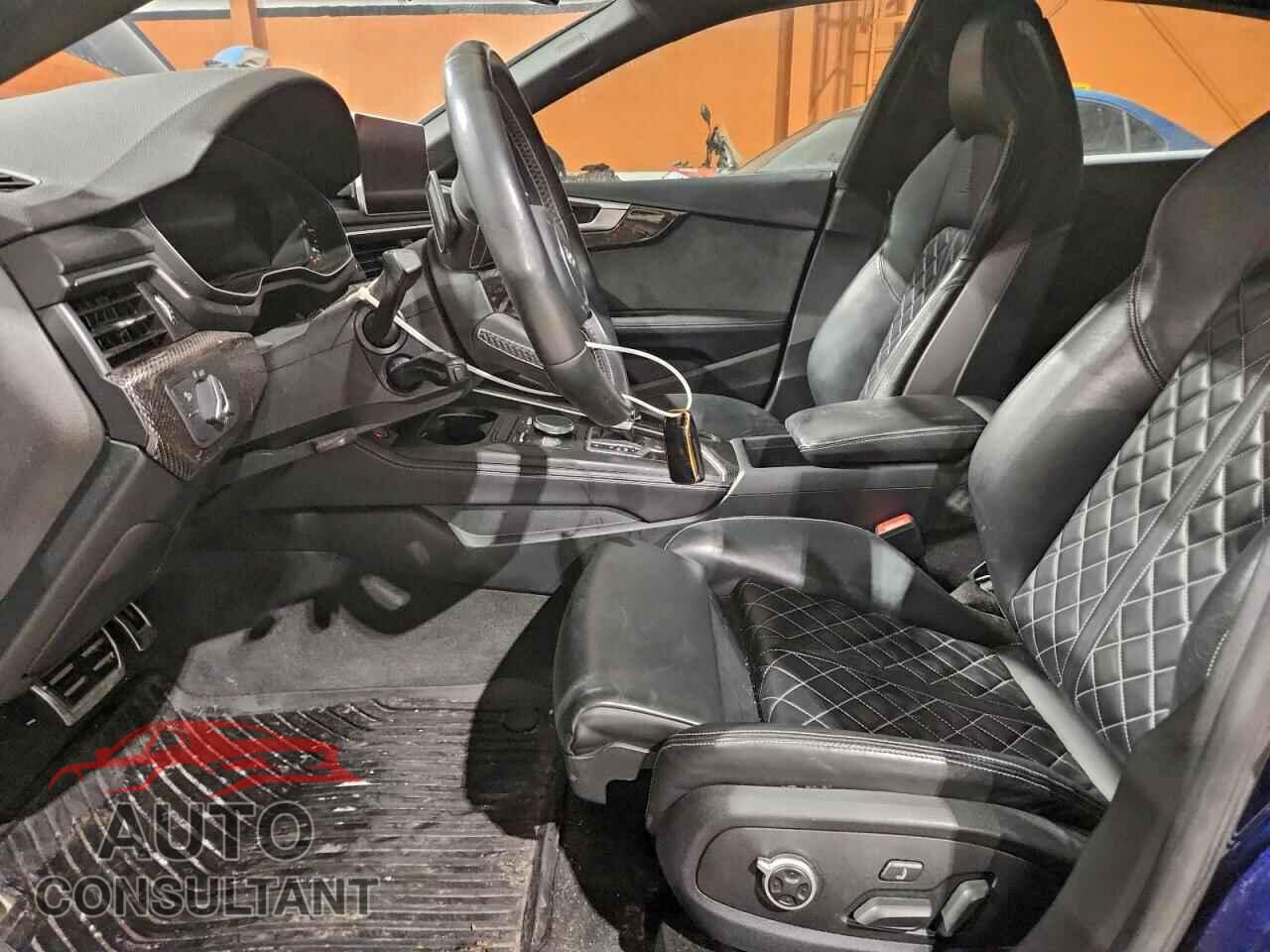 AUDI S5/RS5 2019 - WAUC4CF55KA015576