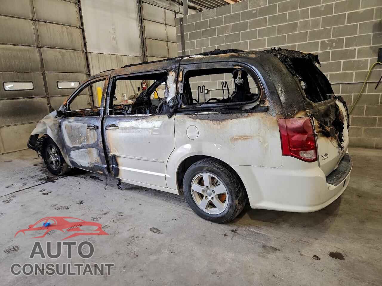 DODGE CARAVAN 2011 - 2D4RN3DG1BR709128