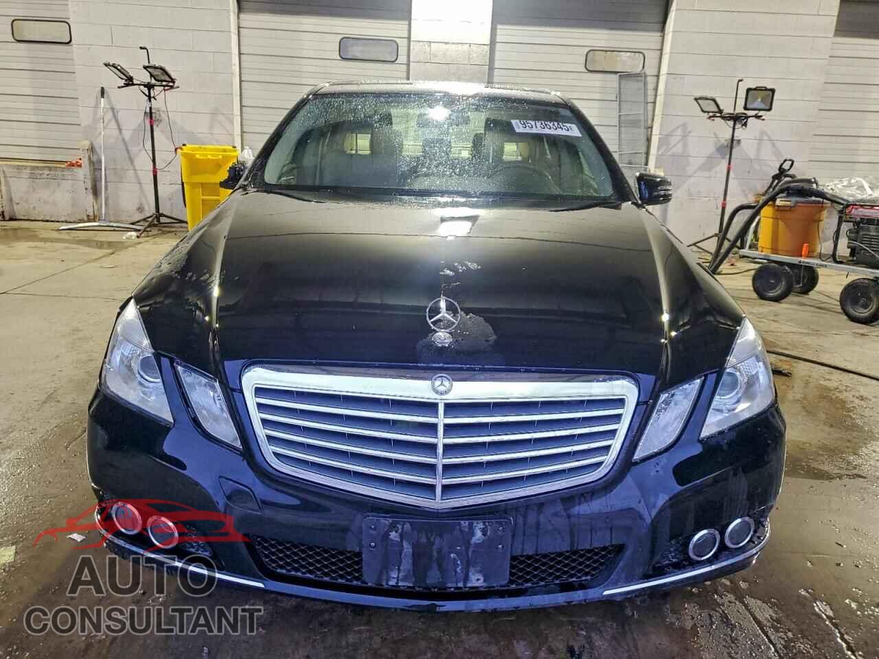 MERCEDES-BENZ E-CLASS 2011 - WDDHF8HB4BA354841